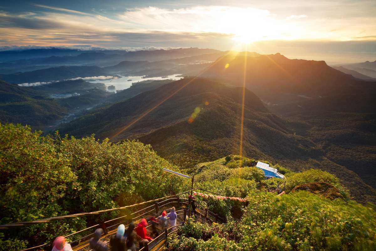 Adam’s Peak, mountain in southwestern Sri Lanka (Ceylon), 7,360 feet (2,243 m) high and 11 miles (18 km) northeast of Ratnapura; it is located in the Sri Lanka hill country.Adams Peak is one of the highlights of Sri Lanka and a must for most backpackers coming to Sri Lanka. The climb to the summit is about 5.500 steps and is usually done by night to enjoy the sunrise. Join the many pilgrims on the journey to the top of this beautiful 2243 meter high mountain.
